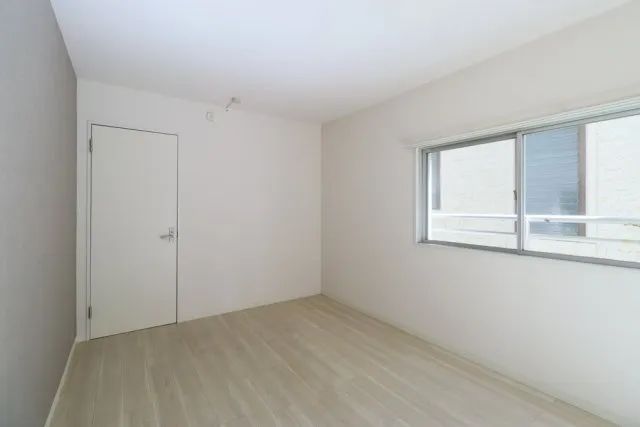 Pastel U - Interior - ["Flooring", "Floor", "Wood"]