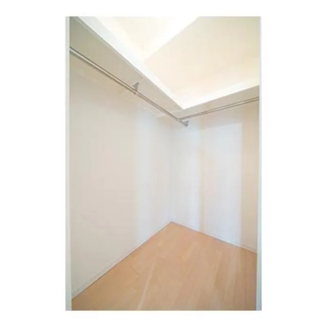 MM Garden - Interior - ["Property", "Ceiling", "Room"]