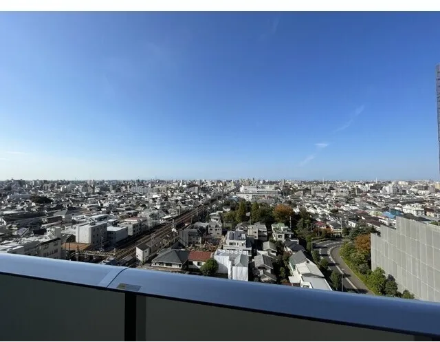 Park City Nakano The Tower Breeze - Interior - ["Daytime", "Urban area", "Residential area"]