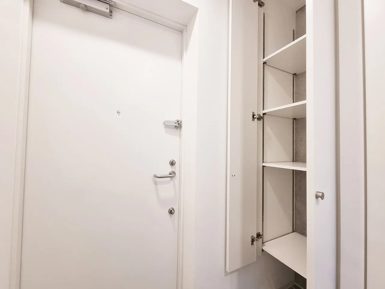 Mynavi STAY Tachiaigawa 2 - Interior - ["Wall", "Wood", "Flooring"]