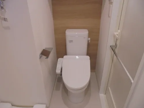 KDA SHINAGAWA OSAKI - Interior - ["Toilet seat", "Toilet", "Plumbing fixture"]