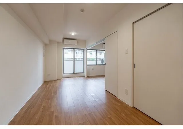LUMIEC BUNKYO SENGOKU - Interior - ["Flooring", "Floor", "Apartment"]