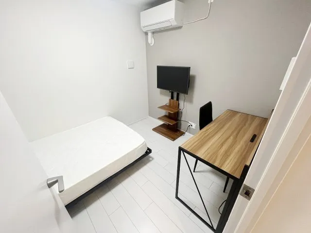 URBAN LUXE - Interior - []
