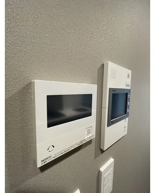 Baus Flats Kuramae - Interior - ["Technology", "Electronics", "Home Security"]