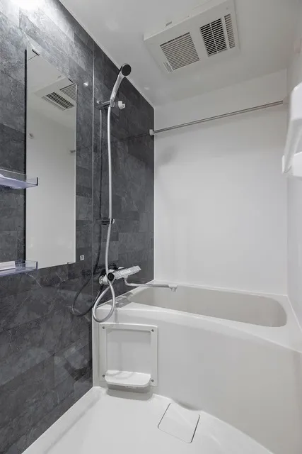 Aglaia Shinjuku Nishiochiai - Interior - ["Plumbing fixture", "Bathroom", "Flooring"]