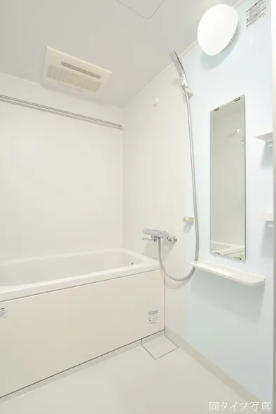 Van Vert Nihonbashi - Interior - ["Flooring", "Floor", "Plumbing fixture"]