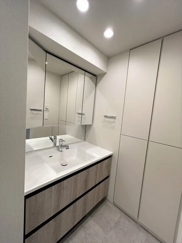 Blanchiesta Kiba - Interior - ["Flooring", "Interior design", "Floor"]