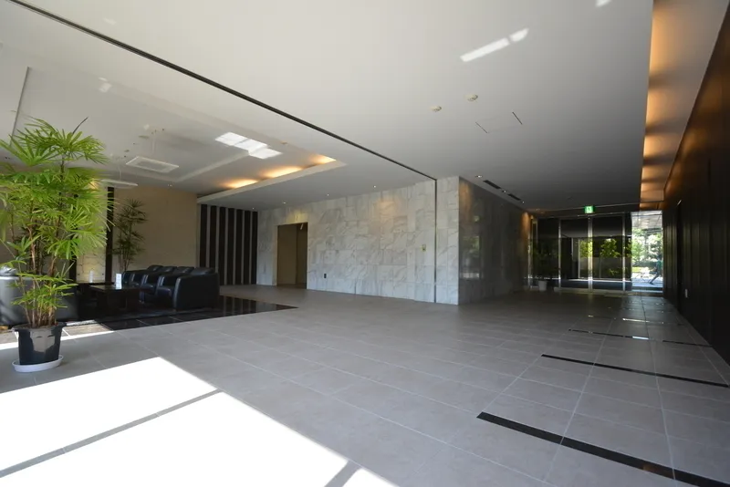 Centennial Prince Kamiya - Exterior - ["Floor", "Ceiling", "Headquarters"]