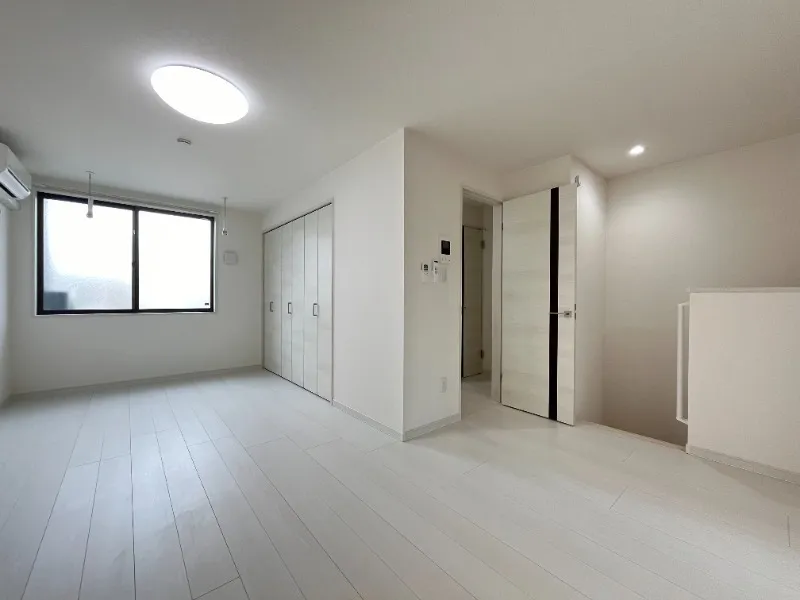 Mare Nishi-Sugamo - Interior - ["Flooring", "Floor", "Wall"]