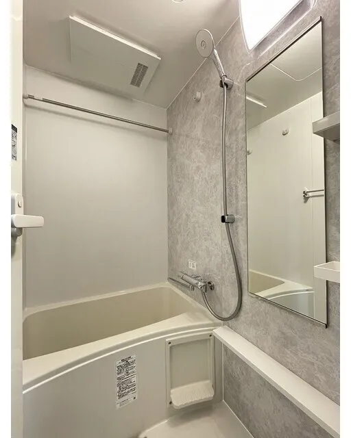 Daffitto Kinshicho - Interior - ["Plumbing fixture", "Bathroom", "Flooring"]