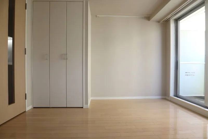 Castalia Omori II - Interior - ["Flooring", "Floor", "Wall"]