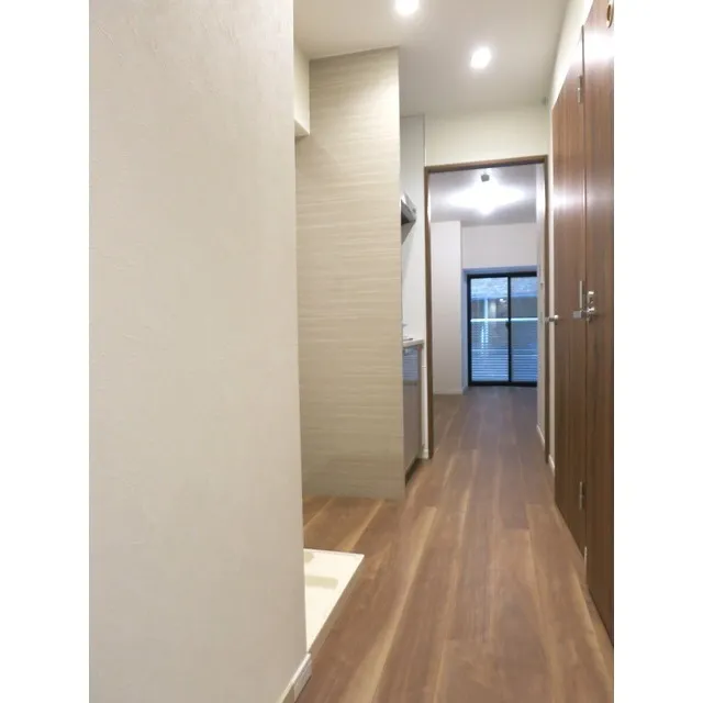 Laurier Ginza - Interior - ["Fixture", "Hall", "Wood"]