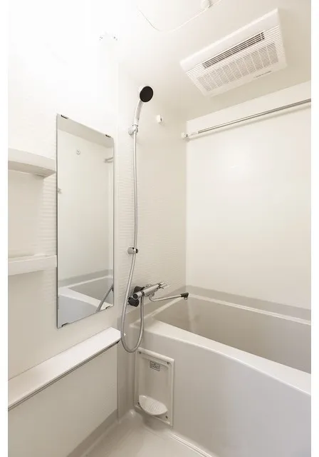 Comforia Live Negishi Nichome - Interior - ["Flooring", "Plumbing fixture", "Floor"]