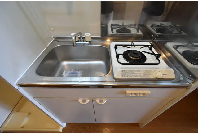Welt Waterfront - Interior - ["Kitchen Sink", "Plumbing fixture", "Sink"]