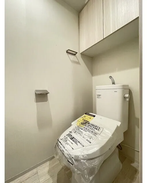 Comforia Liv Minamisunamachi East - Interior - ["Flooring", "Plumbing fixture", "Toilet seat"]