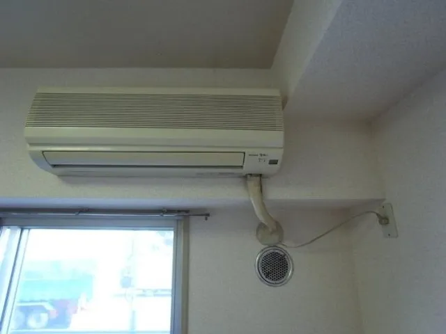 Green Capital Chitose Funabashi - Interior - ["Electrical cable", "Hardwood", "Home appliance"]