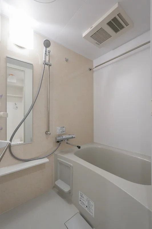 Due Nippori III - Interior - ["Plumbing fixture", "Flooring", "Bathroom"]