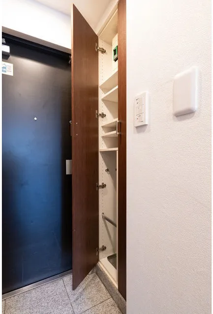 Prospect Glarsa Hiroo - Interior - ["Wood", "Flooring", "Floor"]