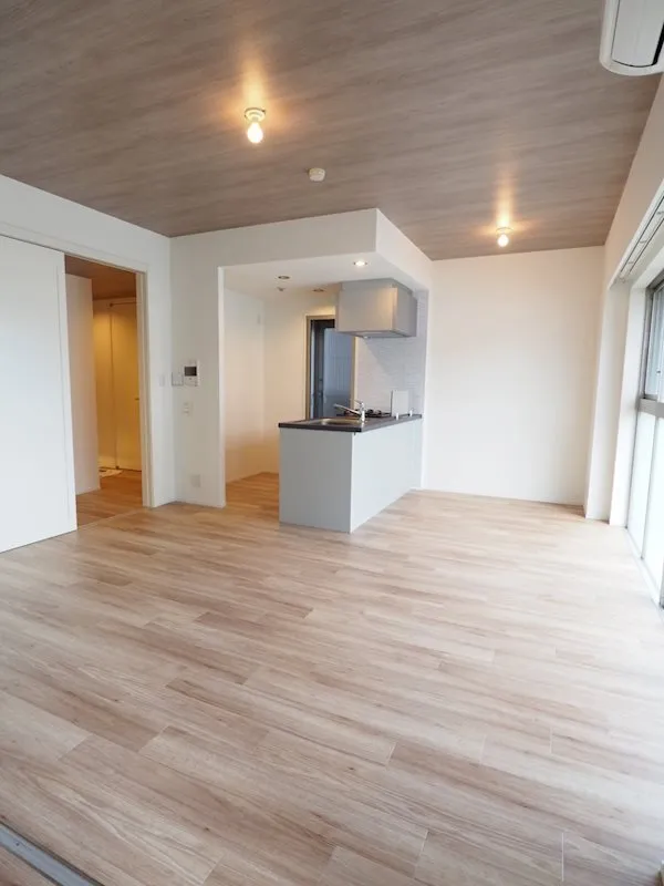 Residia Shinjuku East Ⅱ - Interior - ["Flooring", "Floor", "Wood flooring"]