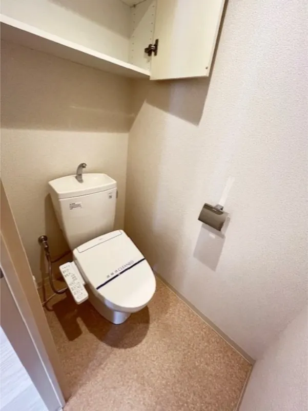 West Park Tower Ikebukuro - Interior - ["Flooring", "Floor", "Plumbing fixture"]