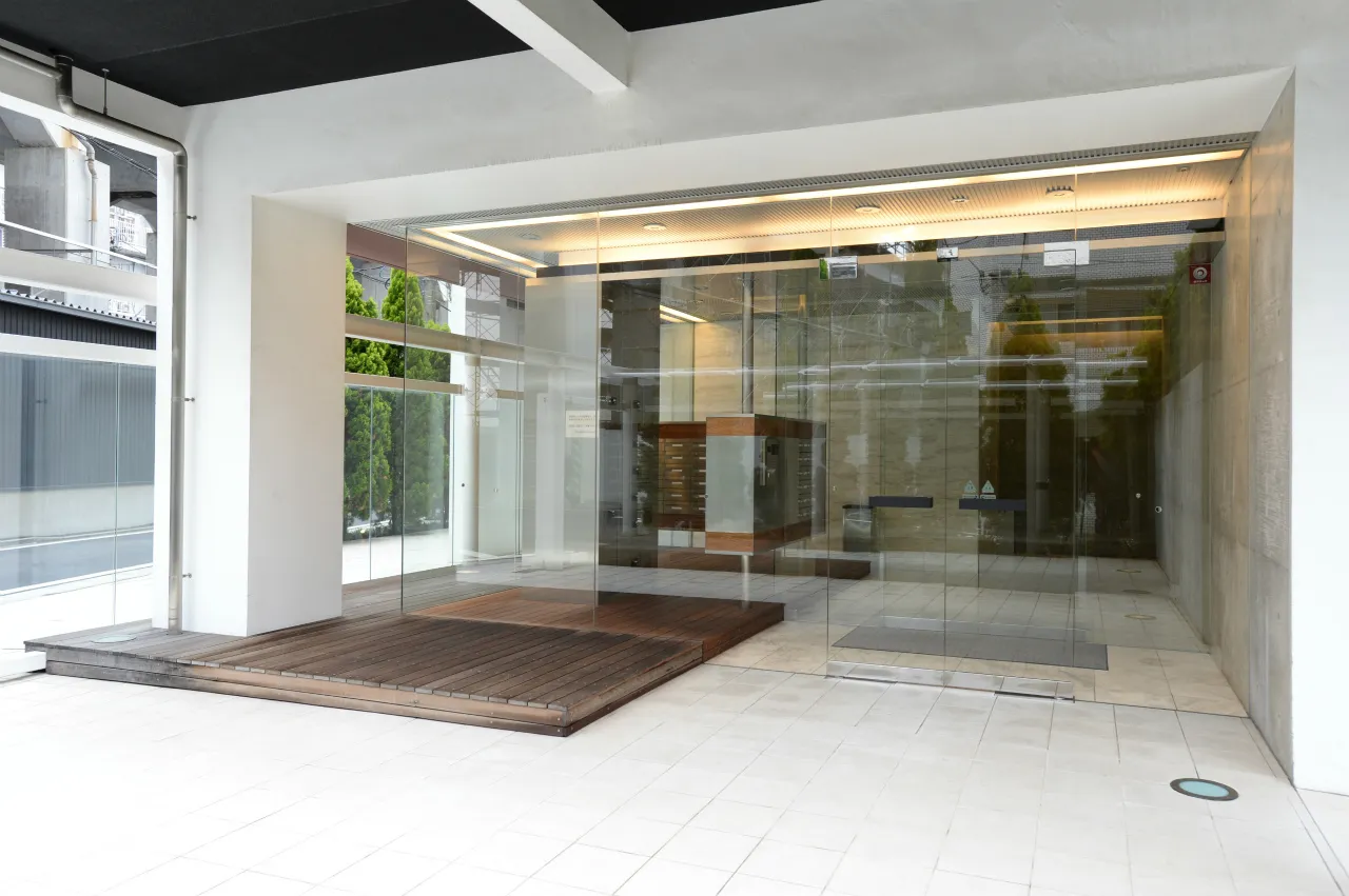 Arden Gotanda - Exterior - ["Fixture", "Plant", "Interior design"]