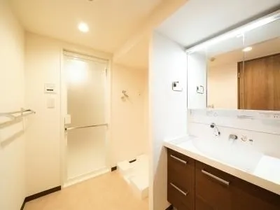 Roppongi View Tower - Interior - ["Property", "Room", "Bathroom"]