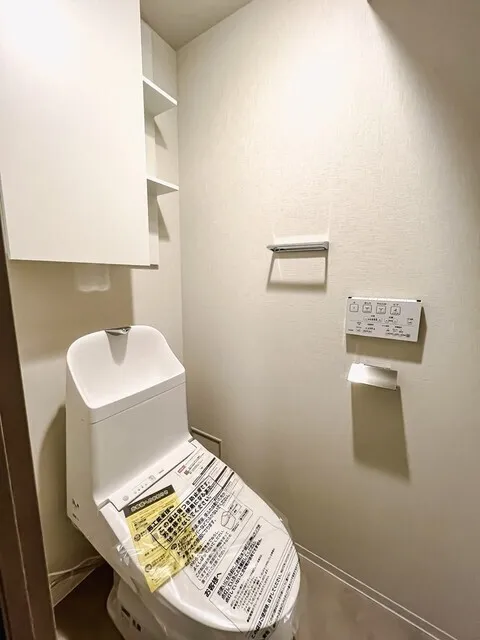 Brookside Residence Kiba - Interior - ["Flooring", "Floor", "Toilet seat"]