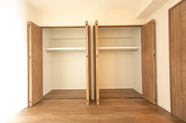 Maison De Takaya - Interior - ["Flooring", "Wood", "Floor"]
