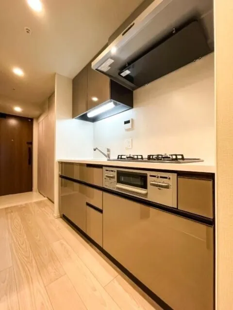 Royal Parks Ariake - Interior - ["Flooring", "Kitchen", "Interior design"]