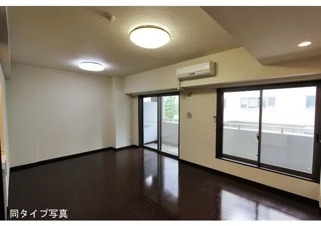 Comforia Tamachi - Interior - ["Flooring", "Floor", "Ceiling"]