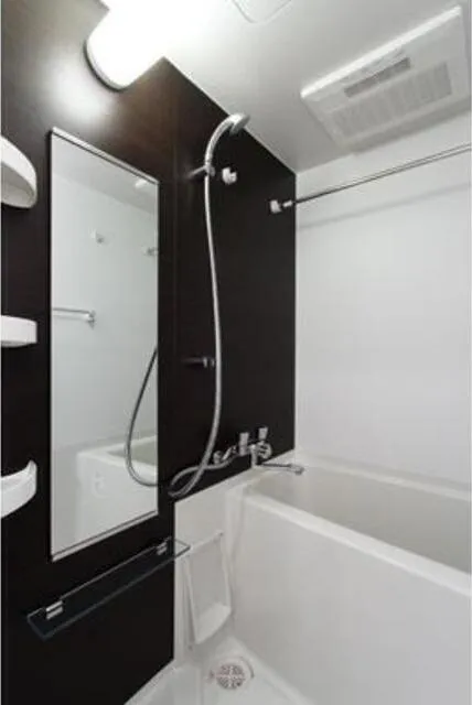 Revista Shirokane-Takanawa - Interior - ["Bathroom", "Black", "Room"]