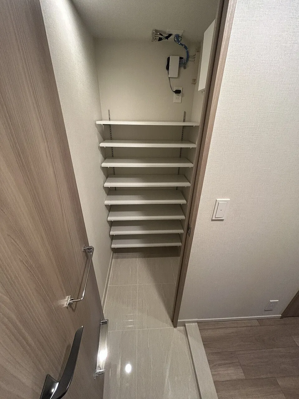 Blanchiesta Kiba - Interior - ["Flooring", "Floor", "Hardwood"]