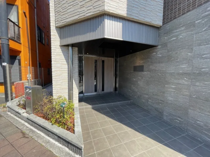 Prince Residia Place - Exterior - ["Floor", "Composite material", "Concrete"]