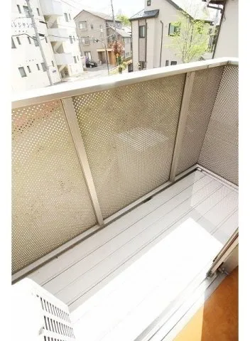 Amur Kozue - Interior - []