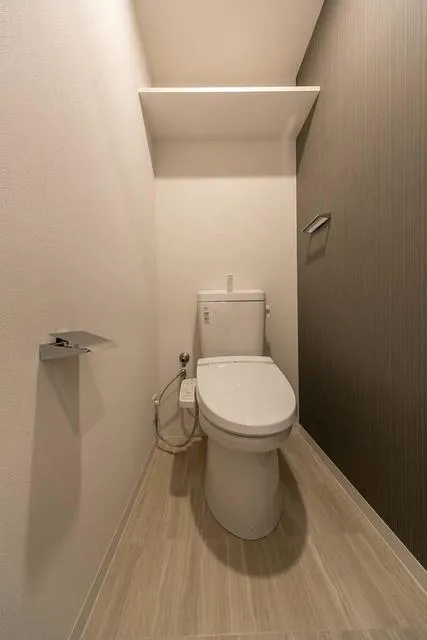 The Magnolia Garden Ebisu - Interior - ["Toilet seat", "Plumbing fixture", "Toilet"]
