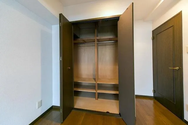 Astelion Shoto - Interior - ["Flooring", "Wood", "Floor"]