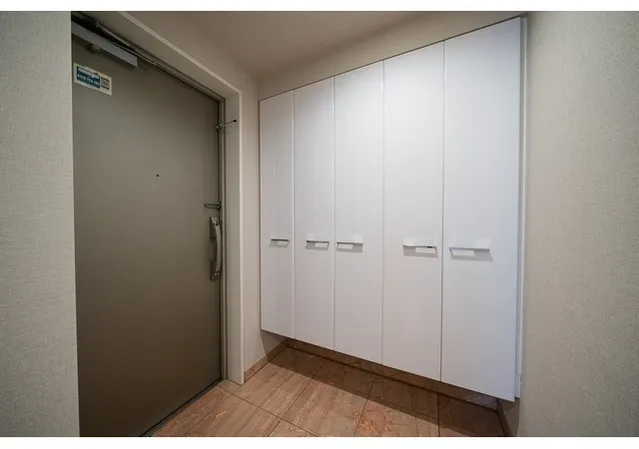 LaSante Gotanda - Interior - ["Wood", "Flooring", "Floor"]