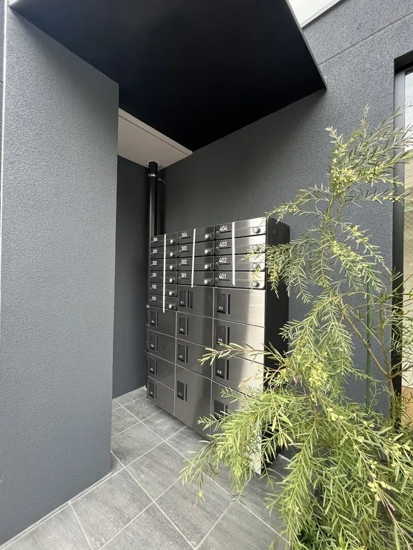 Trias116 - Exterior - ["Composite material", "Apartment", "Grey"]