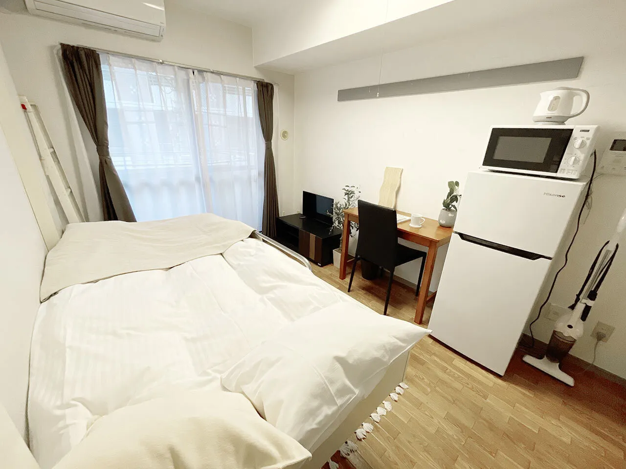 Mynavi Stay Yoyogi Park - Interior - ["Furniture", "Interior design", "Bed"]