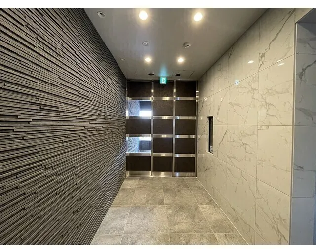 Freshia Akatsuka Shinmachi - Exterior - ["Rectangle", "Fixture", "Flooring"]
