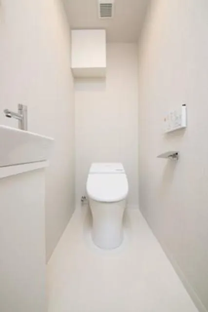 Gardenier Kinuta WEST - Interior - ["Property", "Toilet seat", "Bathroom"]