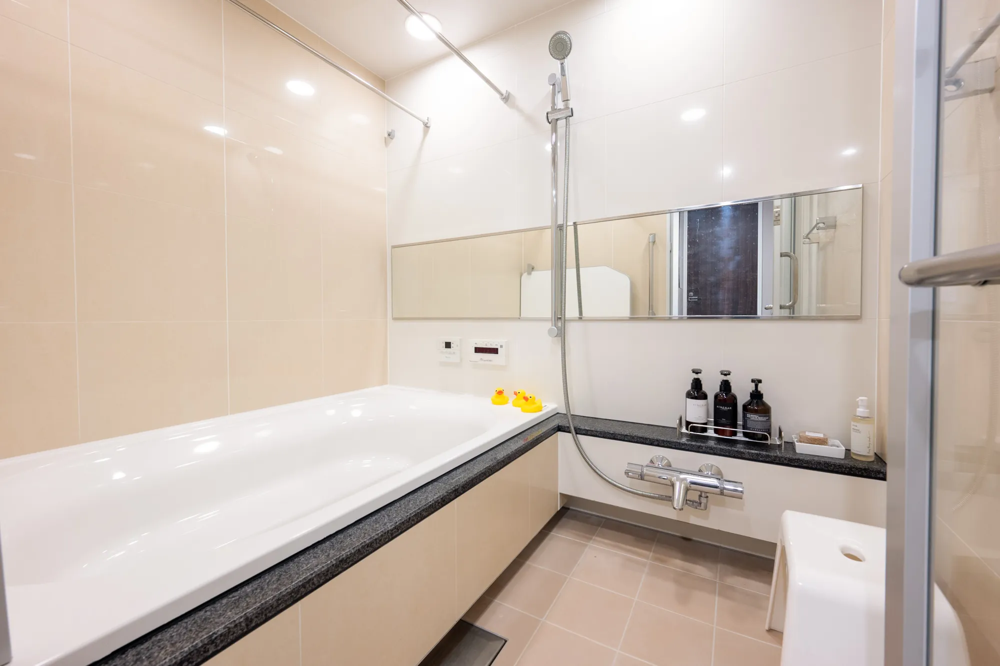 City Tower Shirokane - Interior - ["Tap", "Plumbing fixture", "Sink"]
