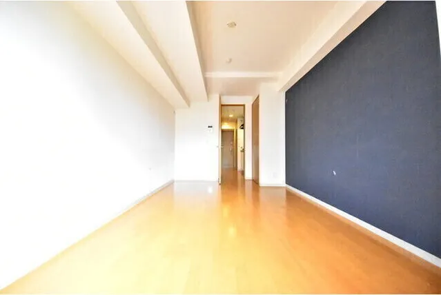 Aperto Nishi Shinjuku - Interior - ["Building", "Wood", "Rectangle"]