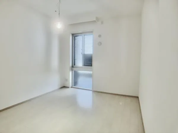 Brillia Mare Ariake Tower & Garden - Interior - ["Flooring", "Floor", "Wall"]