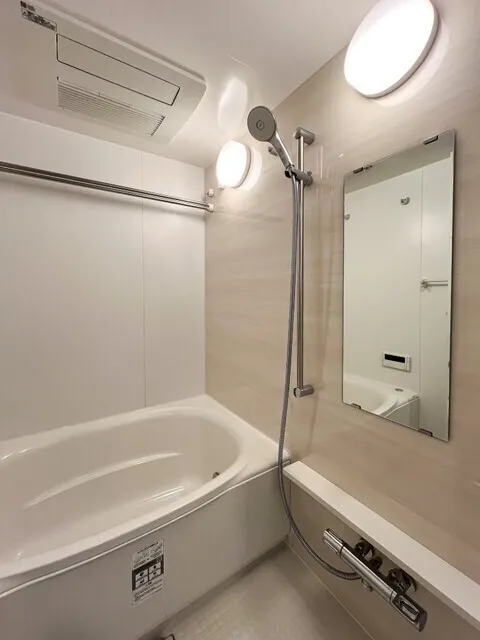 Royal Parks Ariake - Interior - ["Plumbing fixture", "Flooring", "Interior design"]