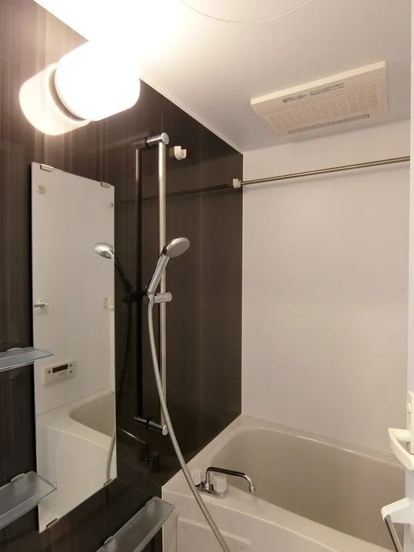 Shell Kamiikedai - Interior - ["Plumbing fixture", "Bathroom", "Plumbing"]