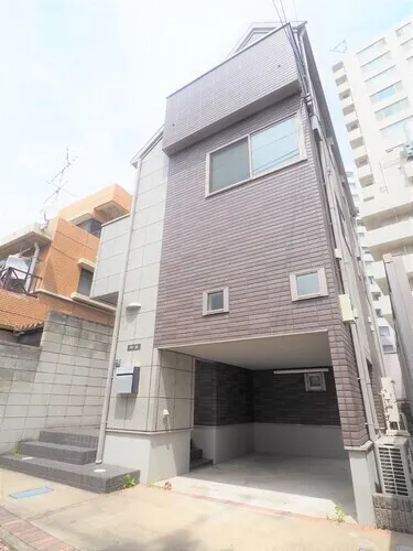 14-23 Samoncho, Shinjuku Ward, Tokyo - Exterior - ["Apartment", "Brickwork", "Siding"]