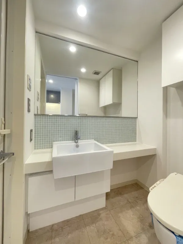 Residia Shin Okachimachi - Interior - ["Bathroom", "Interior design", "Plumbing fixture"]