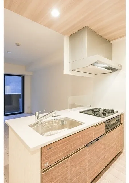 Comforia Liv Bunkyo Gokokuji - Interior - ["Kitchen", "Flooring", "Countertop"]