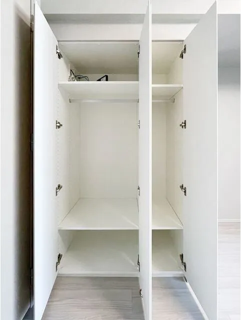 AIFLAT Wakamatsu Kawada - Interior - ["Wood", "Cupboard", "Cabinetry"]